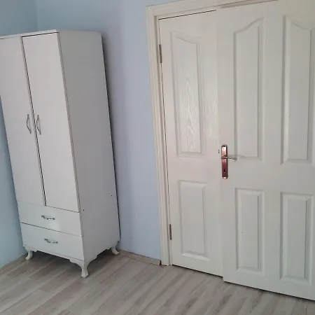 Esma Deniz Apart Istanbul