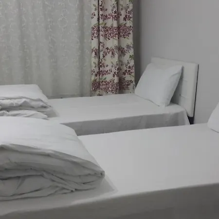 Esma Deniz Apart